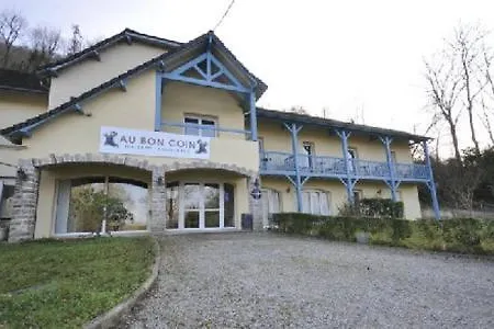 Отель Au Bon Coin Lurbe-Saint-Christau