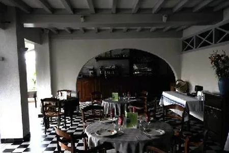 Отель Au Bon Coin