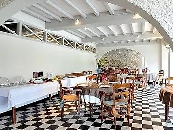 Au Bon Coin Отель Lurbe-Saint-Christau